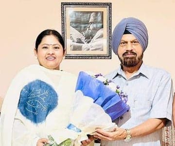 Meeting with Dr. Barjinder Singh Hamdard ji (Ajit Samachar) — awarded Padma Shri and Padma Bhushan